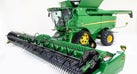 Track System, Draper and Mobile App Unveiled for John Deere Combines