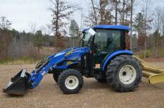 2012 New Holland T2420