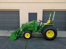 2004 John Deere 790 Loader