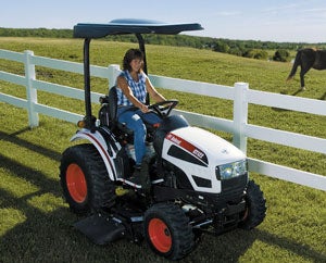 2012 Bobcat CT122 with Canopy