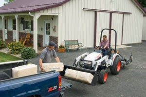 2012 Bobcat CT235 with Loader