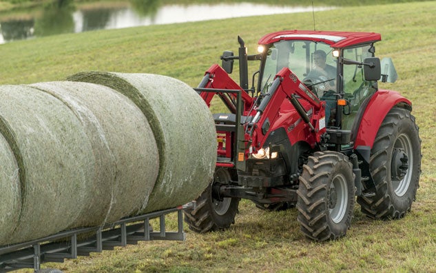 2013 Case IH Farmall 105U Working