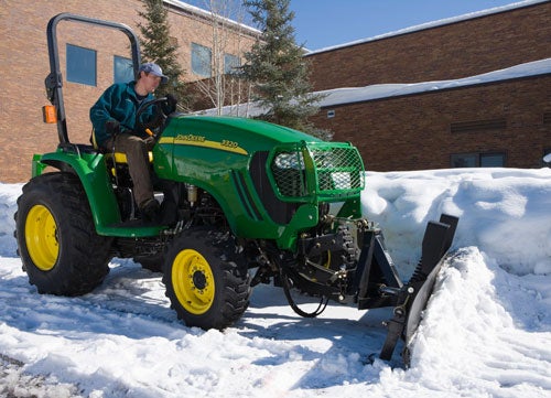 2013 John Deere 3320 with Plow