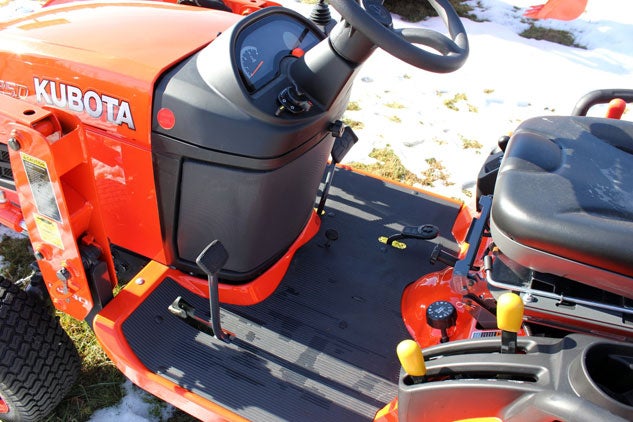 2014 Kubota BX25D TLB Pedals