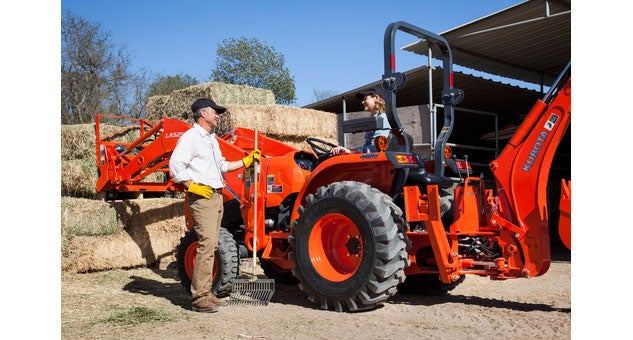 2014 Kubota L3301 Left Side