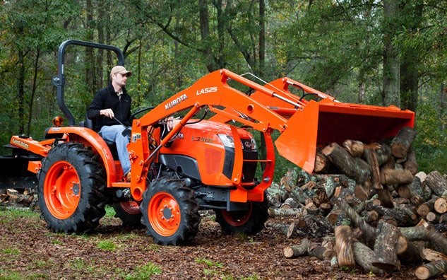 2014 Kubota L3301 Loader Dump