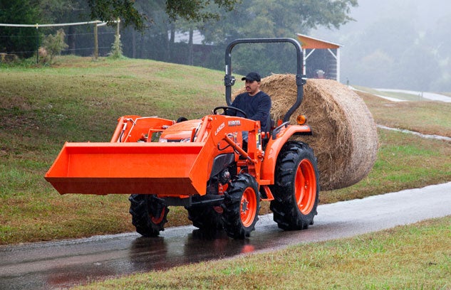 2014 Kubota L3301 Front Left