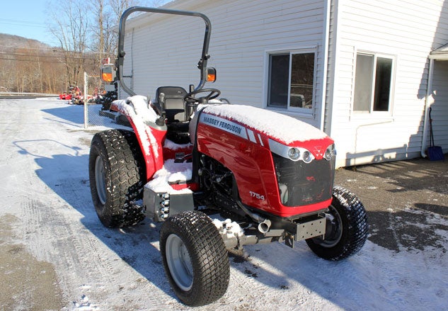 2014 Massey Ferguson 1754 Premium Front Right