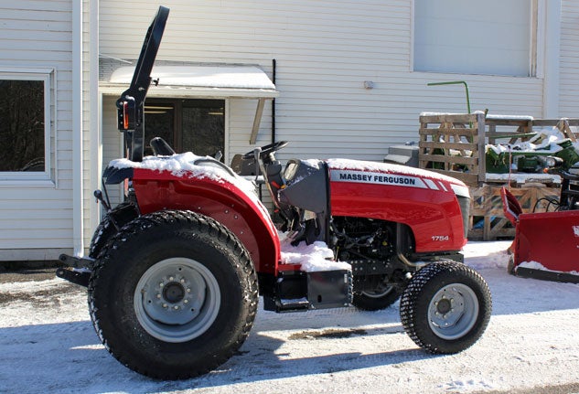 2014 Massey Ferguson 1754 Premium Profile Right