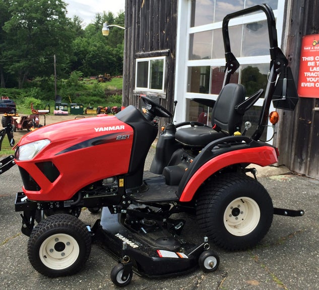 2014 Yanmar 221 Mid-Mount Mower