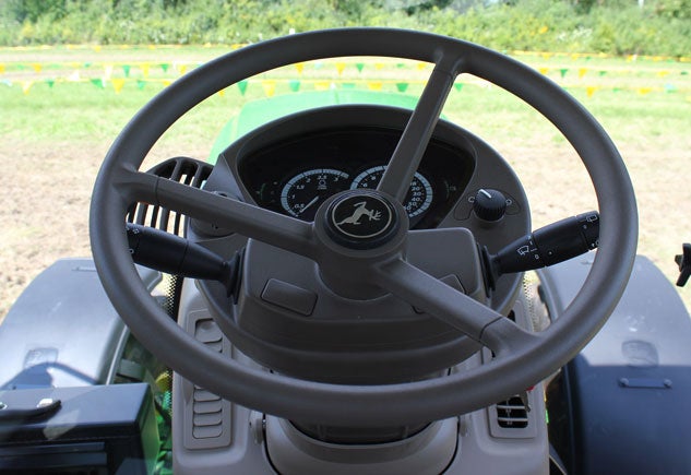 2015 John Deere 6195R Cockpit