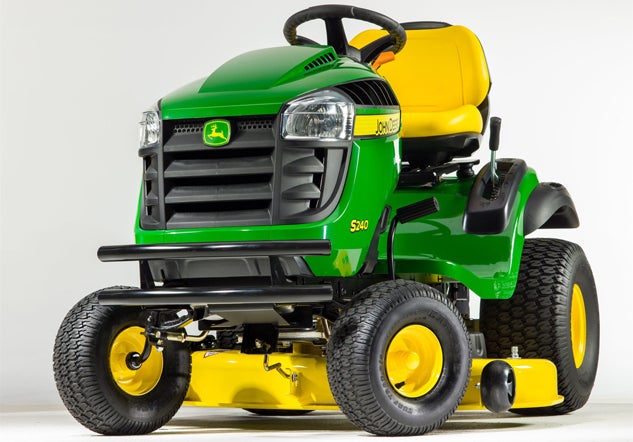 2015 John Deere S240 Sport Studio