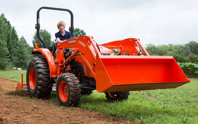 2015 Kubota L2501 Front