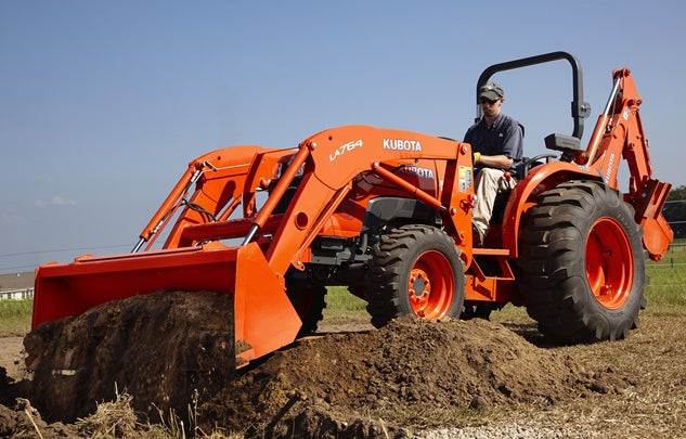 2015 Kubota L4600 HST Loader