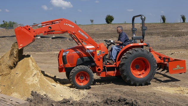 2015 Kubota L4600 HST Profile Left