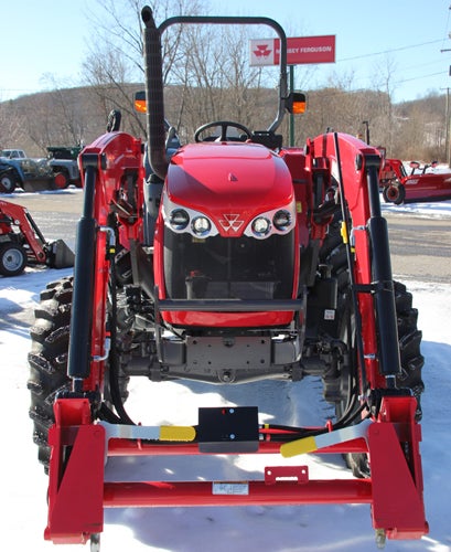 2015 Massey Ferguson 4608 Front