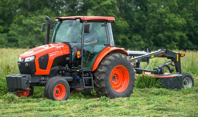 2016 Kubota M5-111 Working