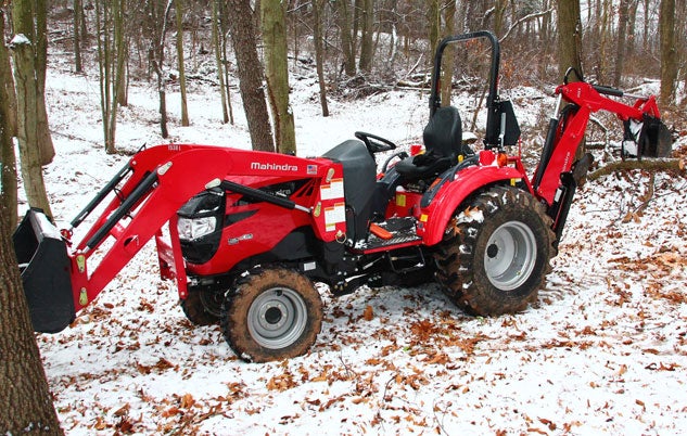 2016 Mahindra 1538 TLB Profile