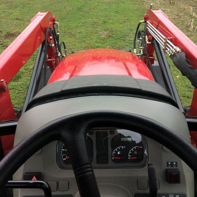 2016 Mahindra 2565 Front View