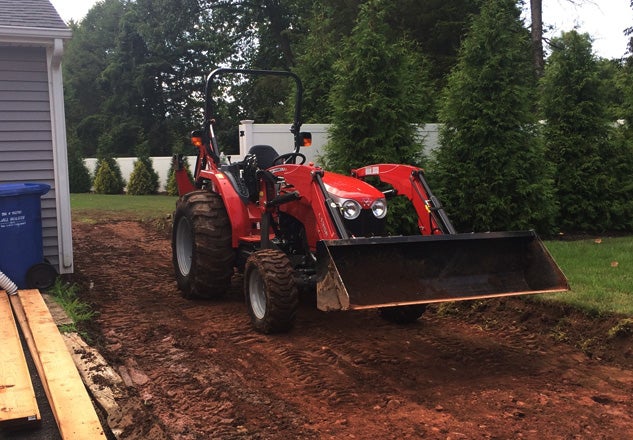 Massey Ferguson 2705E TLB Front