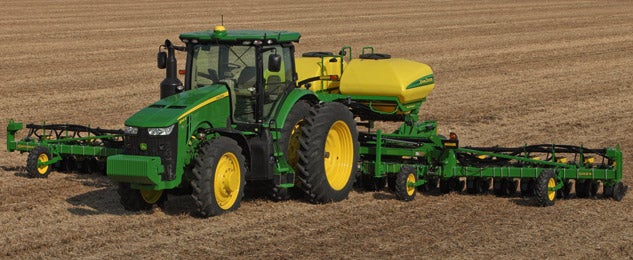 2018 John Deere 8245R Action 1