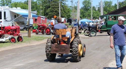 Parade at the Antique Engine & Tractor Show