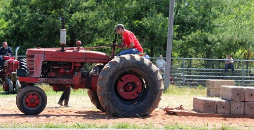 Tractor pull at the Antique Engine & Tractor Show