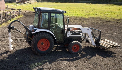 Bobcat CT440 with Auger