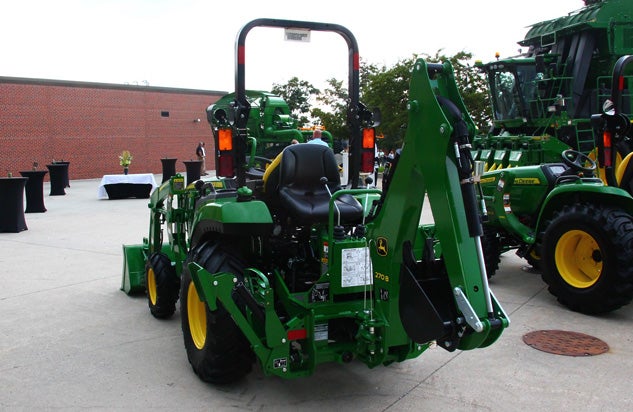 John Deere 2032R with 270B BackHoe