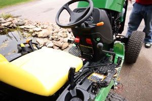 John Deere 2520 4WD Compact Tractor