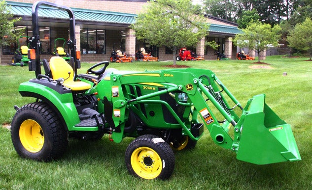 John Deere 2R Series