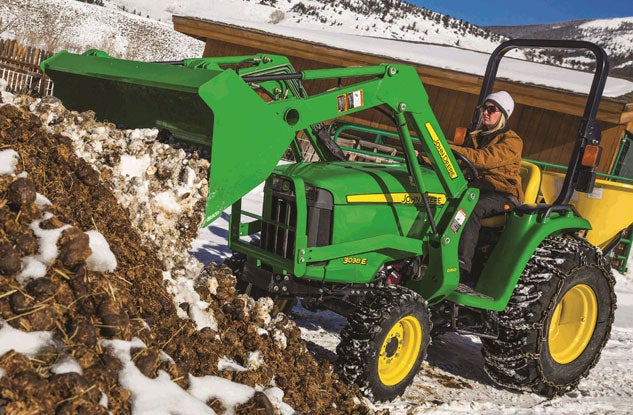 2017 John Deere 3025E Snow