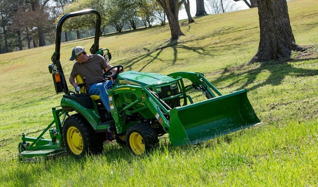 John Deere 3025R