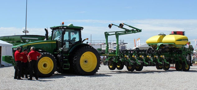 John Deere 8270R + 1770NT Planter