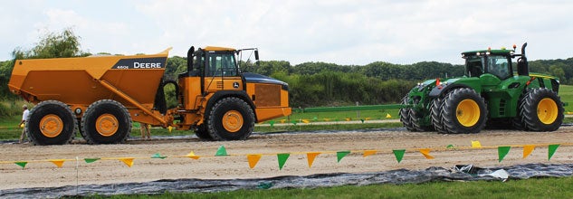 2015 John Deere 9520R Towing Dump Truck