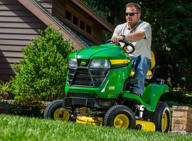 2018 John Deere X330 Front