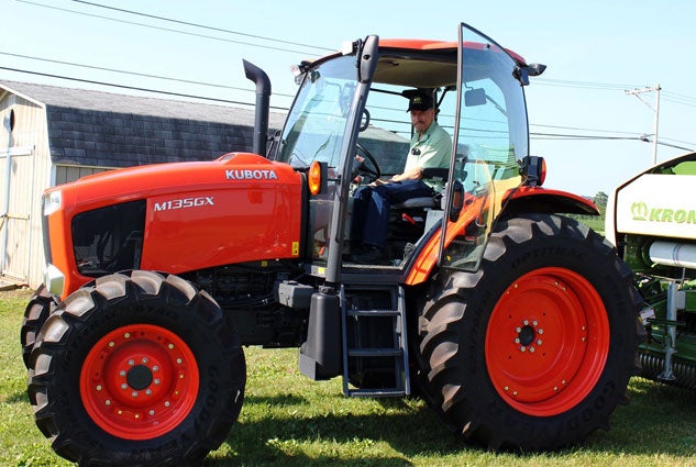 Kubota M135GX