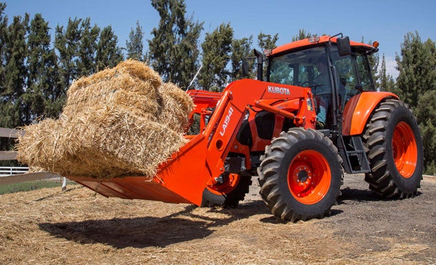 2017 Kubota M6S Working