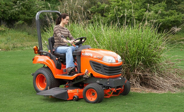 Mowing a Healthy Lawn