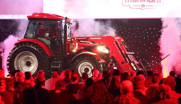 Mahindra 9000 Series