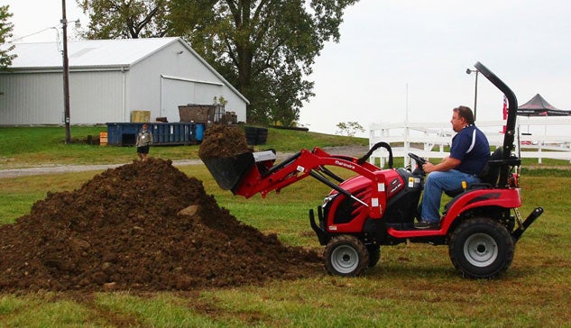 Mahindra eMax 20S Loader.jpg