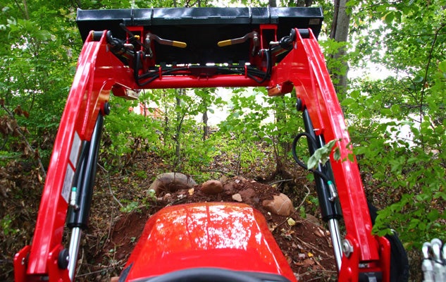 Massey Ferguson 2705E Bucket Lift