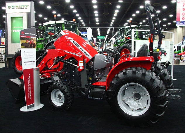 Massey Ferguson 2705E