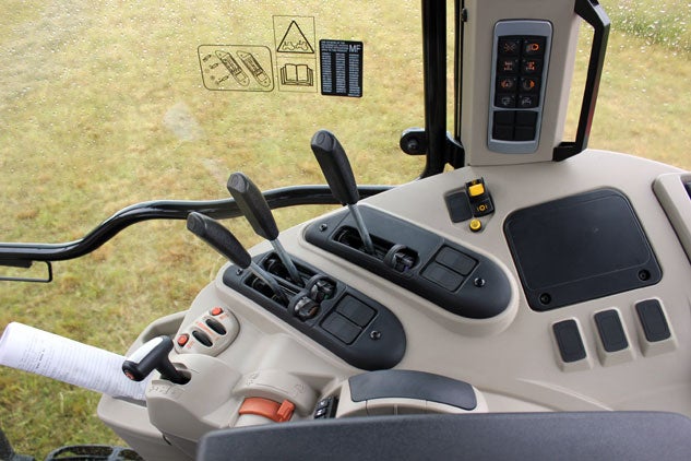 2013 Massey Ferguson 5609 Controls