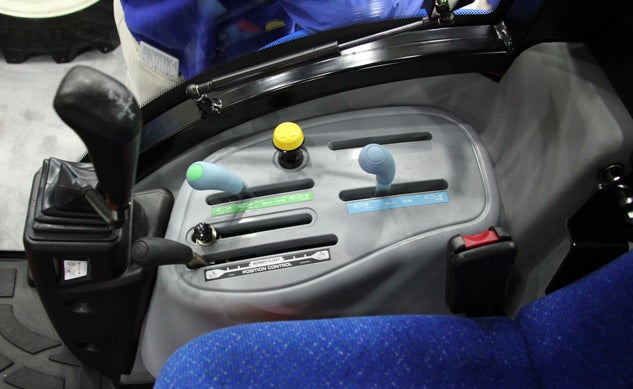 New Holland Boomer 54D Controls