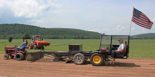 Weavers Tractor Pulling Team