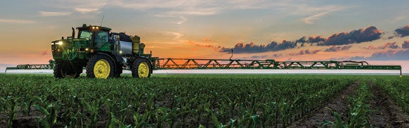 John Deere Unveils New R4045 Sprayer