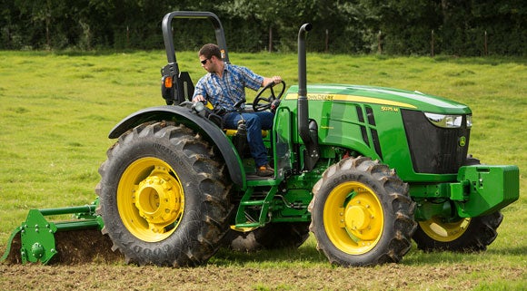 John Deere Makes Changes to 5M Utility Tractors for 2015