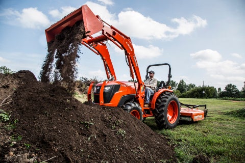 Kubota Introduces MX5800 Tractor