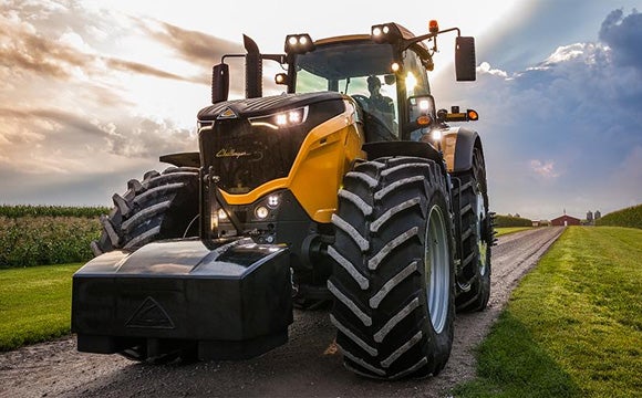 Challenger to Debut 1000 Series Tractors at Farm Progress Show